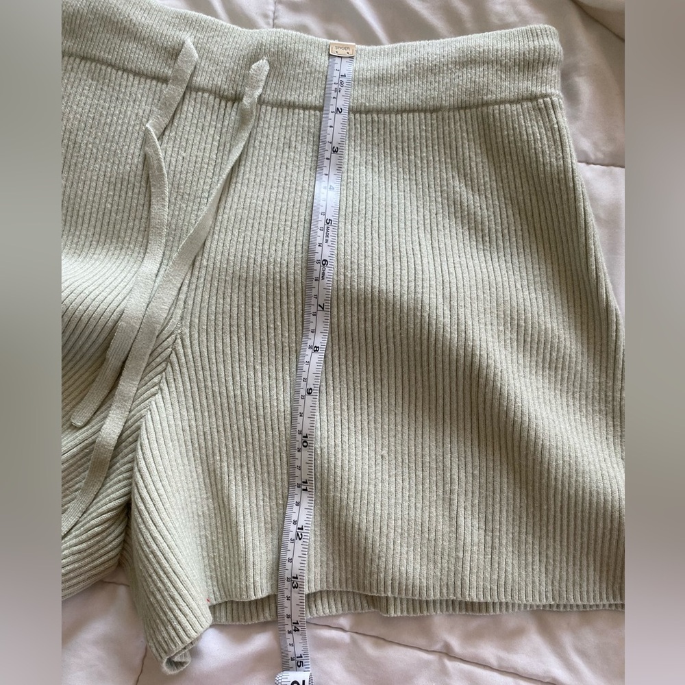Abercrombie & Fitch Soft Ribbed Green Lounge Shorts Size L - Picture 3 of 10
